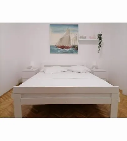 Antolos * Σίμπενικ